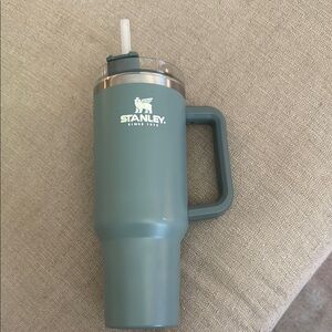 40 oz Stanley Green Quencher